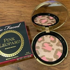 BNIB Too Faced Pink Leopard Bronzer
